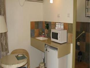 Kibbutz Country 2*
