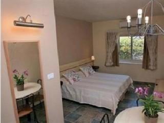 Hotel Kibbutz Country